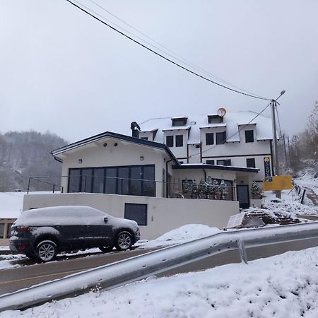 Apartmani Sunce Stara Planina Crni Vrh エクステリア 写真